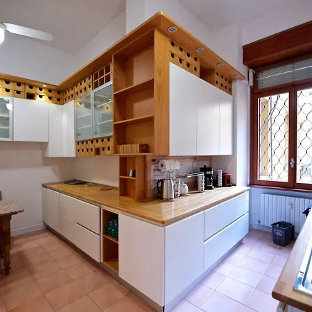 Carducci Luxury Apartament *